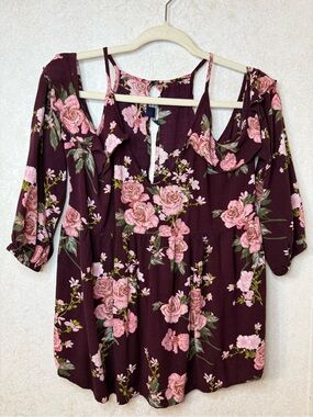 American Eagle Outfitters Burgundy Cold-Shoulder Blouse